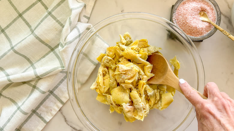 artichokes in glass bowl