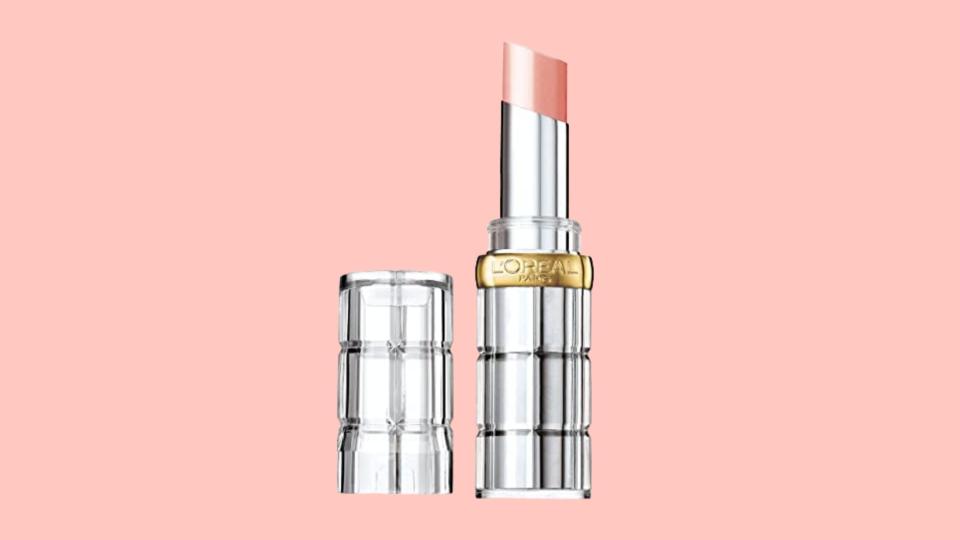 Treat your lips to a touch of color and hydration with the L'Oréal Paris Makeup Riche Shine Lipstick.