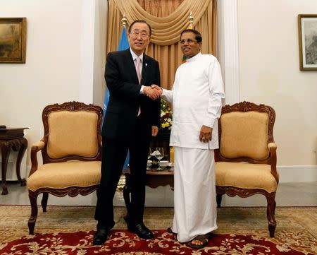 Secretary-General of the United Nations Ban Ki-moon (L) shakes hands with Sri Lanka's President Maithripala Sirisena at their meeting during Ban's three-day official visit, in Colombo, Sri Lanka, September 1, 2016. REUTERS/Dinuka Liyanawatte