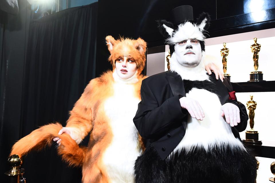 Rebel Wilson and James Corden got playful backstage in cat costumes during the 2020 Oscars.