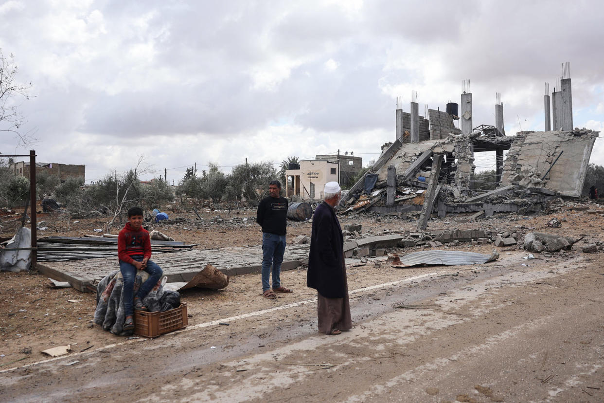 Displaced Palestinians evacuate Rafah in southern Gaza.  (AFP - Getty Images)