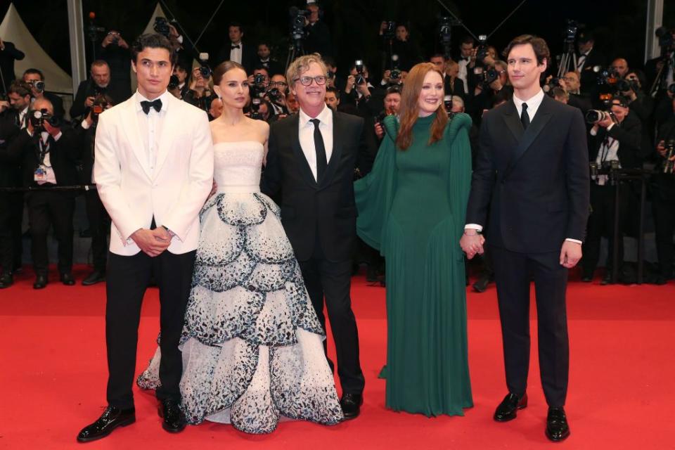 cannes, france may 20 l to r charles melton, natalie portman, director todd haynes, julianne moore and cory michael smith attend the may december red carpet during the 76th annual cannes film festival at palais des festivals on may 20, 2023 in cannes, france photo by gisela schobergetty images