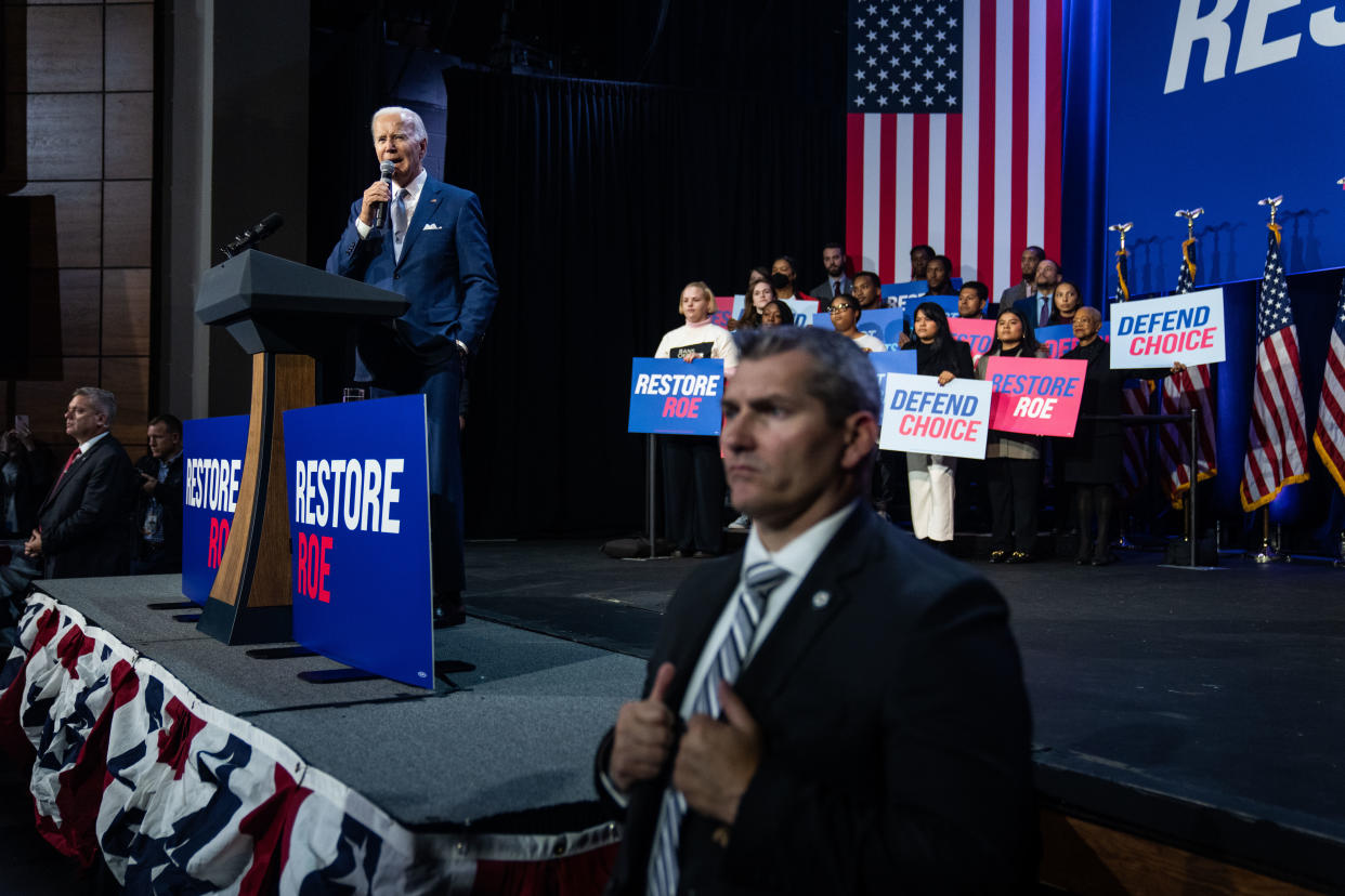 President Joe Biden delivers remarks on abortion rights at the Howard Theater in Washington, Oct. 18, 2022. (Haiyun Jiang/The New York Times)