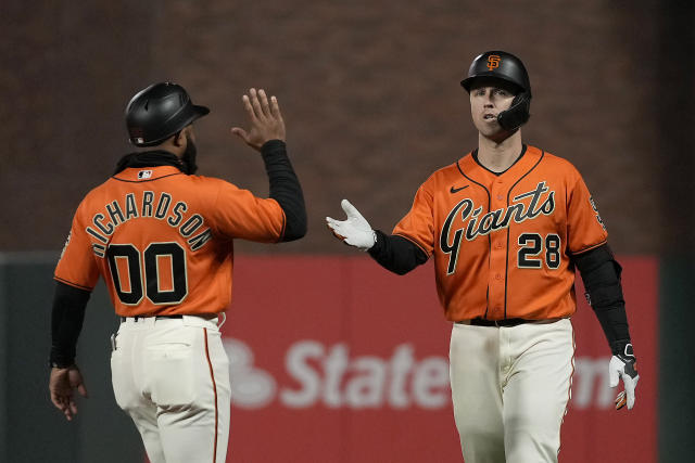 Clayton Kershaw, Dodgers Congratulate Giants' Buster Posey On