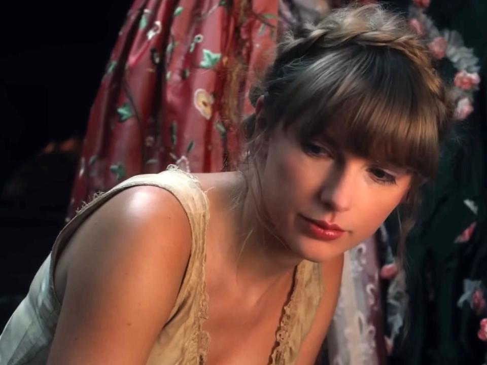 taylor swift bejeweled music video