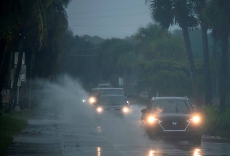 Preparations before the arrival of Tropical Storm Eta in Florida