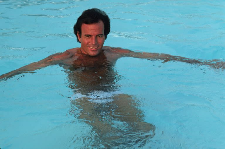 Una foto de Julio Iglesias en los años 80