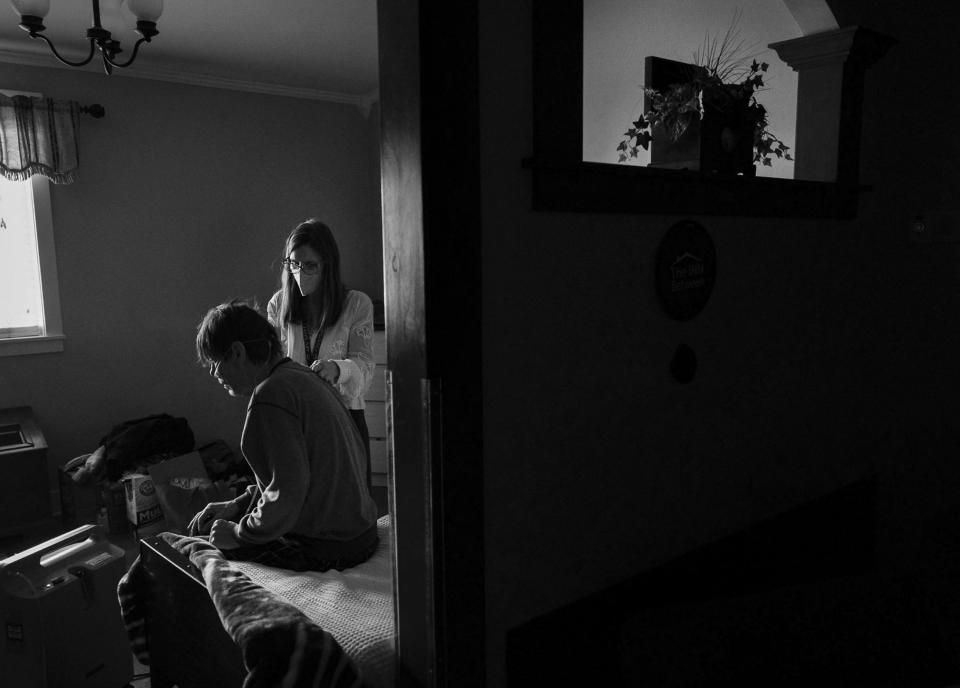 Nurse chaplain Lauren Cetlin gives Jon O’Rourke a massage in his room at The INN Between in Salt Lake City on Thursday, Dec. 22, 2022. | Laura Seitz, Deseret News