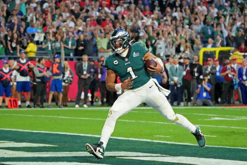 Philadelphia Eagles quarterback Jalen Hurts scores a touchdown in Super Bowl 57.