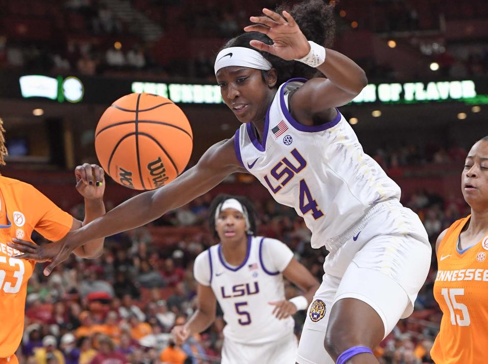 LSU's Flau'jae Johnson goes after a loose ball vs. Tennessee.