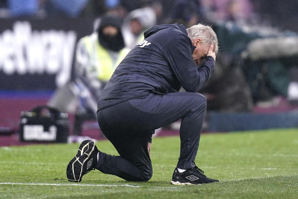 West Ham United manager David Moyes rues a missed opportunity during the English Premier League soccer match between Burnley FC and West Ham United at the London Stadium in London, Sunday March 10, 2024. ( John Walton/PA via AP)