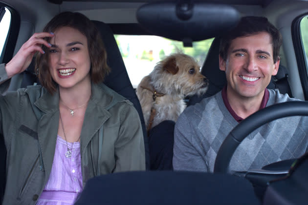 Penny (Keira Knightley) und Dodge (Steve Carell): Roadtrip bis zum Ende der Welt (Bild: Universal)