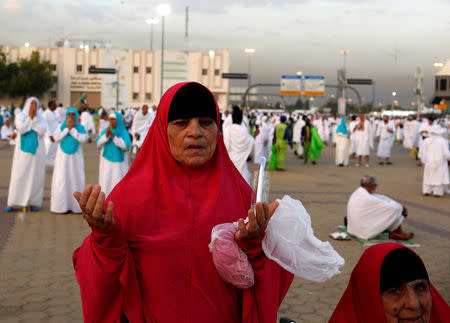 Muslim pilgrims gather on Mount Mercy on the plains of Arafat during the annual haj pilgrimage, outside the holy city of Mecca, Saudi Arabia August 20, 2018. REUTERS/Zohra Bensemra