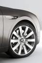 A new 19-inch Classic wheel is fitted exclusively to the new Flying Spur, either bright-painted or with a diamond turned finish. The new design consolidates a wider range of 20-inch five-spoke, 21-inch six-spoke and 21-inch ten-spoke wheels available as cost options. (Photo: Bentley Motors UK)
