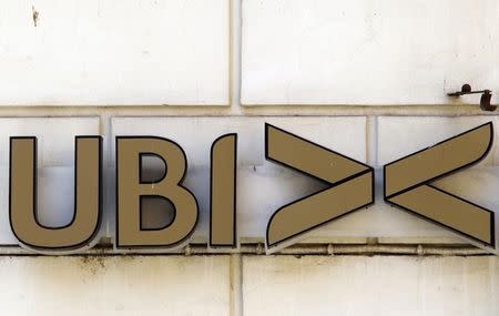 A logo of UBI bank (Unione di Banche Italiane) is seen in downtown Rome July 23, 2010. REUTERS/Alessandro Bianchi