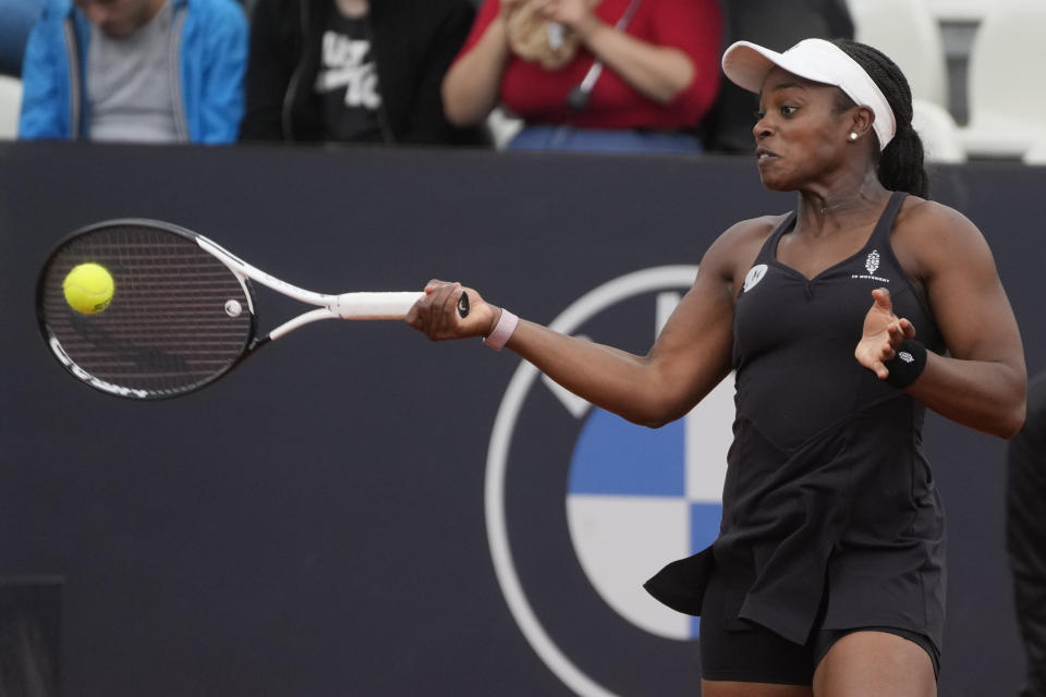 Sloane Stephens, of the United States, returns the ball to Argentina's Nadia Podoroska during their match at the Italian Open tennis tournament, in Rome, Wednesday, May 10, 2023. (AP Photo/Gregorio Borgia)