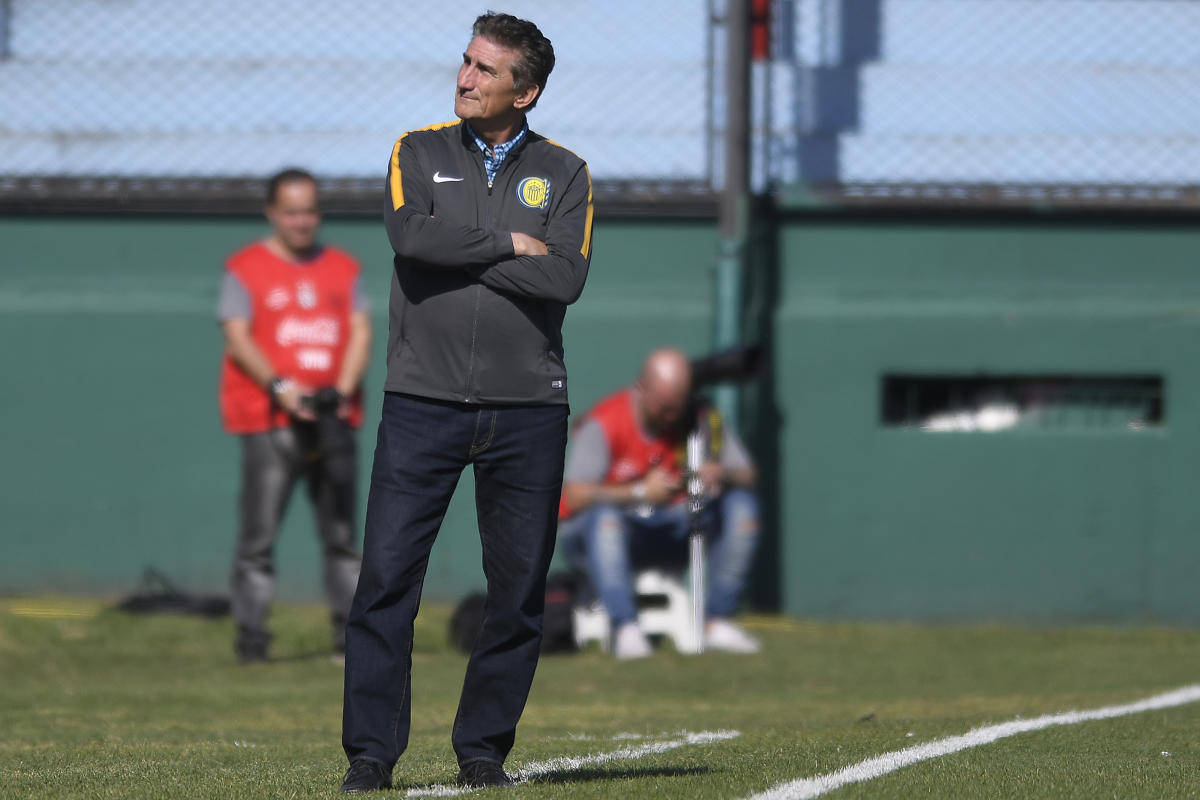 Edgardo Bauza se viraliza tras foto con camiseta de Argentina