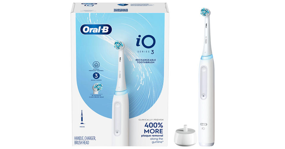 Electric toothbrush - Oral B iO Series 3