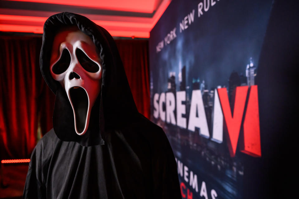 Ghostface volverá a hacer de las suyas con una séptima película de 'Scream'. (Foto de James Gourley/Getty Images for Paramount Pictures)