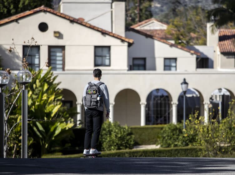 Los Angeles, CA - February 08: Scenes around the leafy campus of Occidental College Tuesday, Feb. 8, 2022 in Los Angeles, CA. (Brian van der Brug / Los Angeles Times)