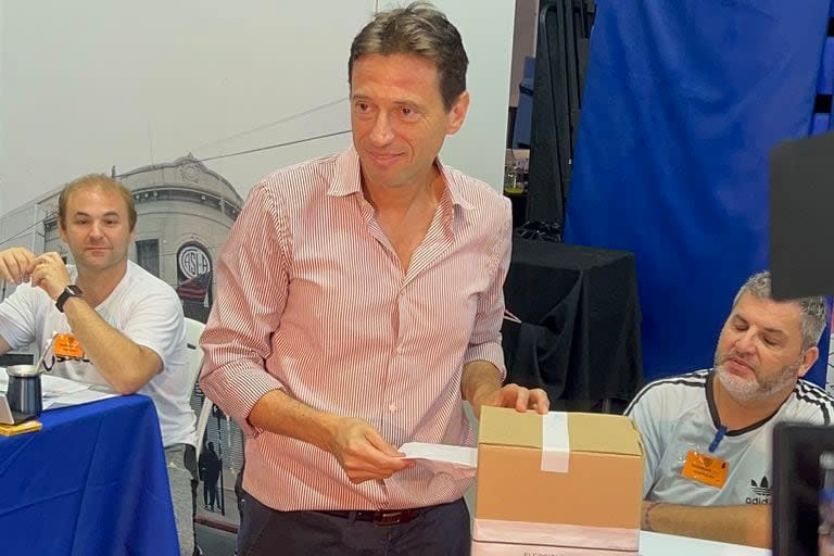 Moretti, ganador de las elecciones en San Lorenzo por la oposición
