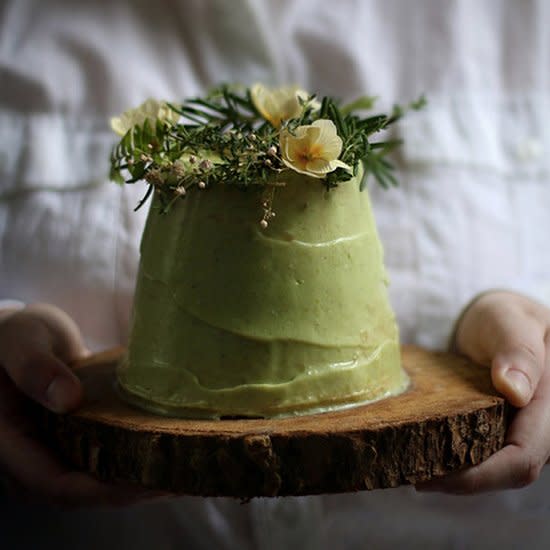 Cake With Avocado Lime Coconut Cream Frosting