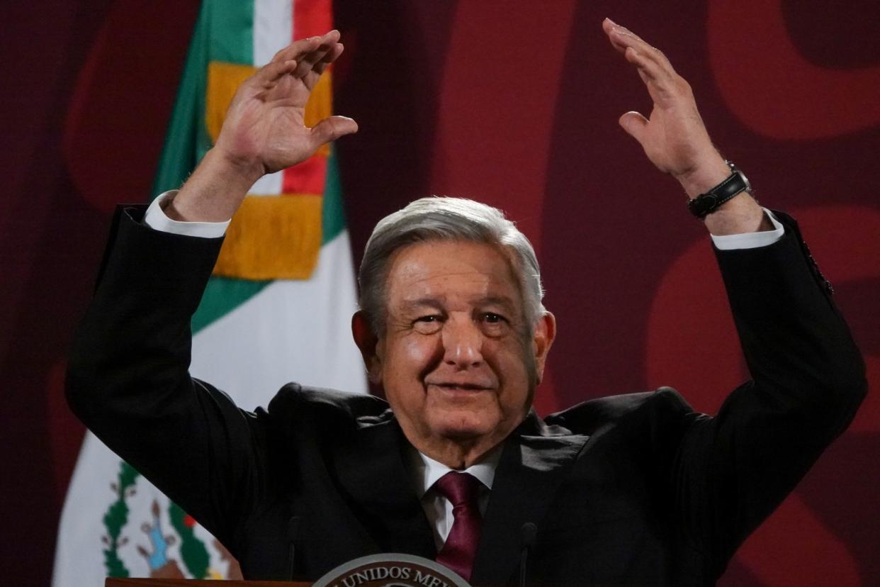 AMLO