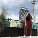 <p>Plus-size model Jordyn Woods posed in the brand’s plaid style. (Photo: Instagram/<a rel="nofollow noopener" href="https://www.instagram.com/miaouxx_/?hl=en" target="_blank" data-ylk="slk:miaouxx_;elm:context_link;itc:0;sec:content-canvas" class="link ">miaouxx_</a>) </p>