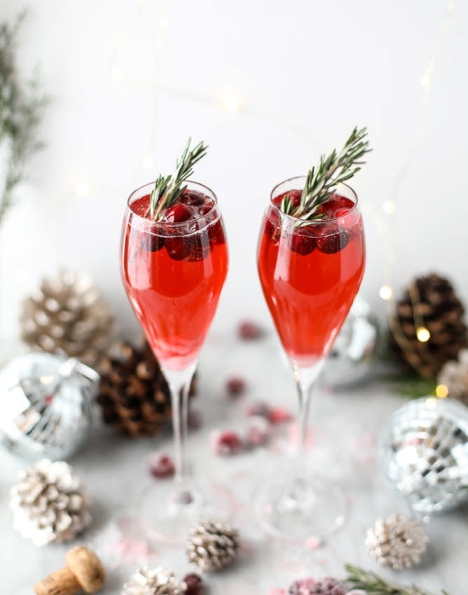 <strong>Get the <a href="https://www.howsweeteats.com/2016/12/christmas-morning-mimosas/" target="_blank">Christmas Morning Mimosas</a> recipe from How Sweet Eats</strong>