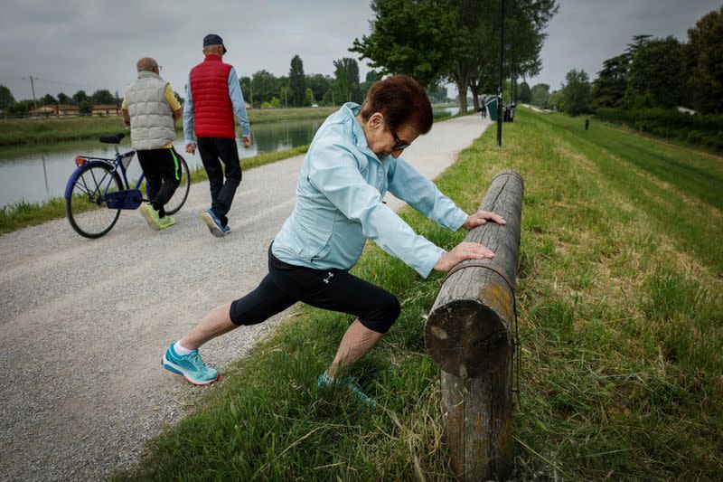 Italian ninety-year-old runner Emma Maria Mazzenga runs for world record