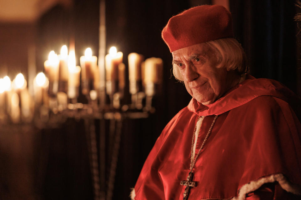 Jonathan Pryce as Cardinal Wolsey in Wolf Hall: The Mirror and the Light