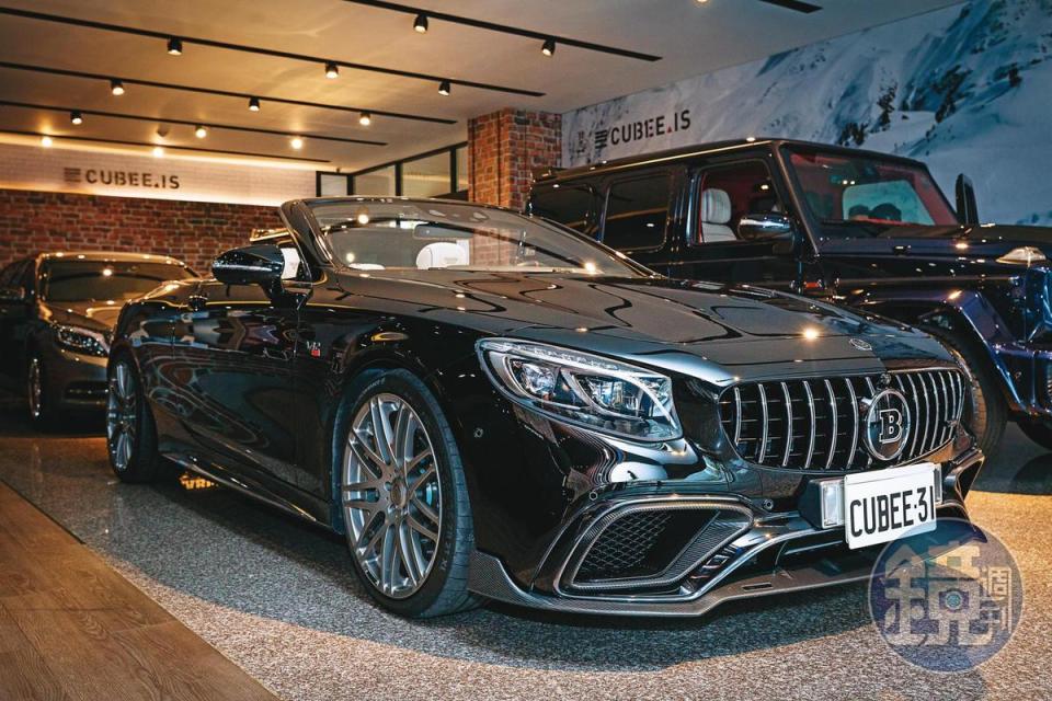 Brabus Rocket 900 Cabriolet全世界只有2台，眼前這輛已被台灣企業家下訂。