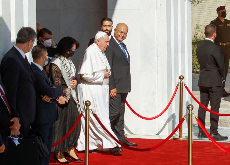 Pope Francis bids farewell before departing for Rome