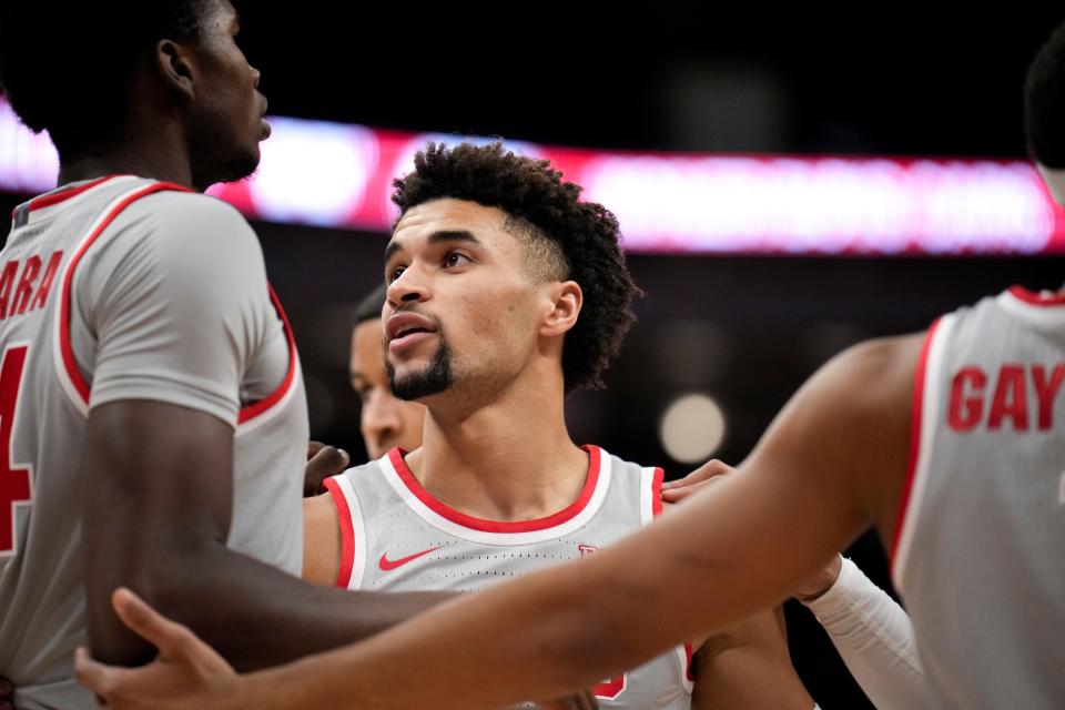 Jan 21, 2023; Columbus, OH, USA;  Ohio State Buckeyes guard Tanner Holden (0) huddles with teammates during the first half of the NCAA division I men’s basketball game between the Ohio State Buckeyes and the Iowa Hawkeyes at Value City Arena. Mandatory Credit: Joseph Scheller-The Columbus Dispatch