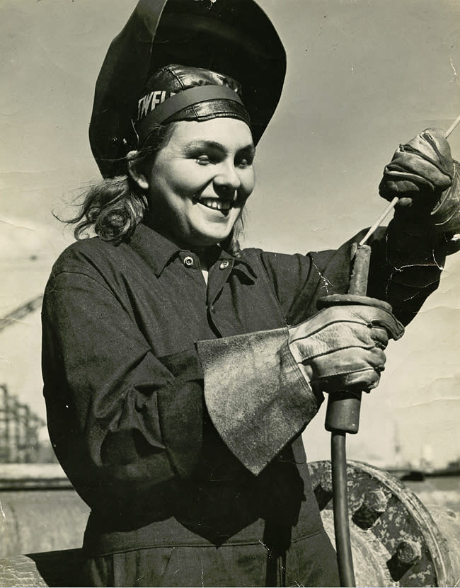 <span>Dorothy Lutz welding in the Halifax Shipyards, Nova Scotia, in 1943. Photo courtesy of <a href="http://www.thememoryproject.com/stories/1478:dorothy-lutz-hendsbee/" rel="nofollow noopener" target="_blank" data-ylk="slk:Historica-Dominion Institute;elm:context_link;itc:0;sec:content-canvas" class="link ">Historica-Dominion Institute</a>.</span> <p class="MsoNormal"><span><br></span></p>