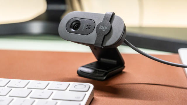 Logitech Brio 100 is an affordable 1080p webcam