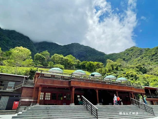 山月吊橋