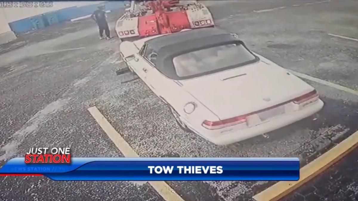 Read more about the article Car thieves steal Alfa Romeo Spider with tow truck