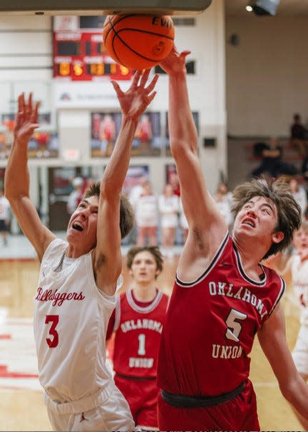 Oklahoma Union High's Kade Hollingshed, right, garnered the most postseason awards of any area prep for the 2021-22 school year.