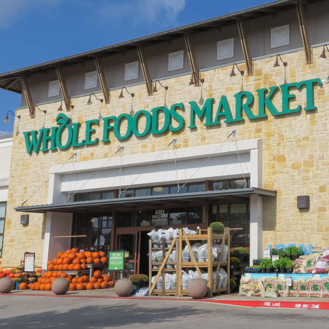 Customers Complain About Whole Foods Prepared Foods After Reporting Quality  Issues: 'Cutting Corners' - SHEfinds