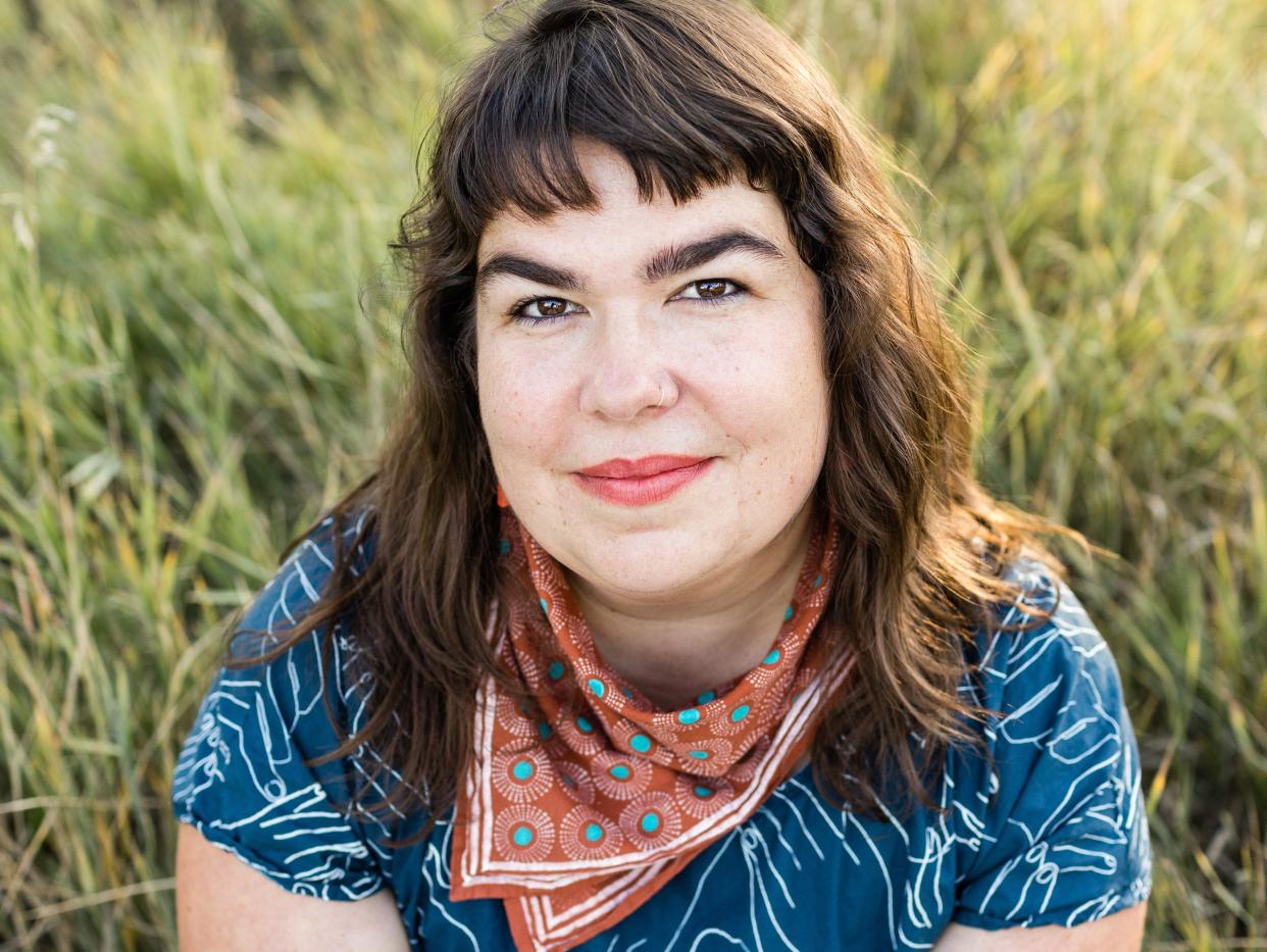 headshot of Elizabeth Endicott