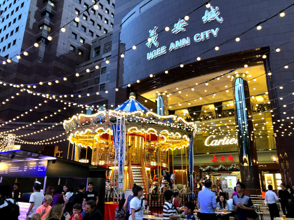 Christmas lights in Singapore. (Photo: Yahoo Lifestyle)