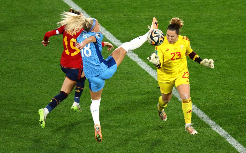 England vs Spain, Women's World Cup final live: Lionesses search for stoppage-time equaliser