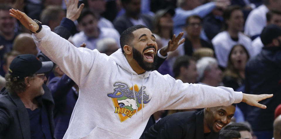TORONTO, ON - MAY 7: Drake gets in on the fun as the 4th quarter winds down. Toronto Raptors vs Philadelphia 76ers in1st half action of Round 2, Game 5 of NBA playoff play at Scotiabank Arena. Raptors win 125-89 and now lead series 3-2. Toronto Star/Rick Madonik        (Rick Madonik/Toronto Star via Getty Images)