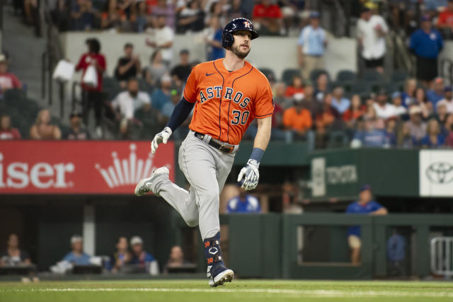 Astros rally for 12-11 win to take series over AL West-leading