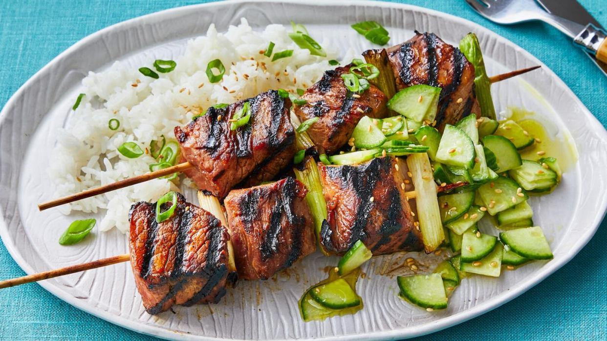 pioneer woman sesame pork kebabs with cucumber salad