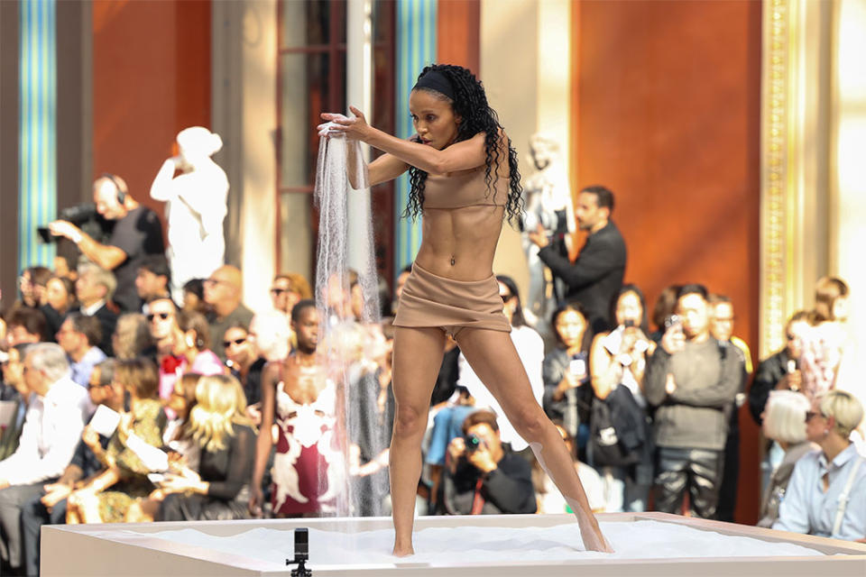 FKA Twigs performs during the Valentino Womenswear Spring Summer 2024 show as part of Paris Fashion Week on October 01, 2023 in Paris, France.