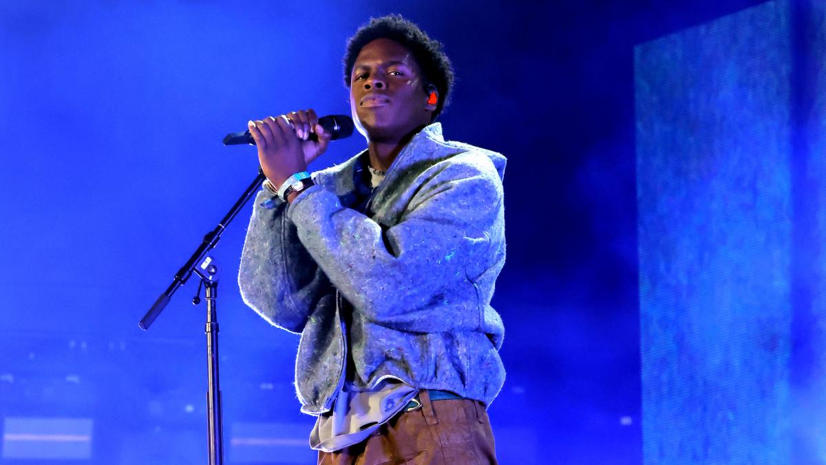 Daniel Caesar Announces Third Studio Album ‘Never Enough’ For Spring