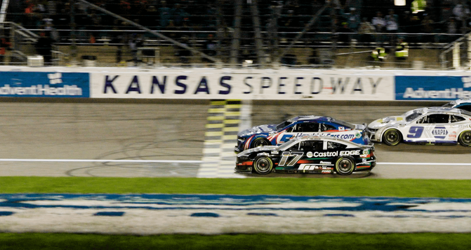 Race finish from Kansas with Chris Buescher and Kyle Larson.