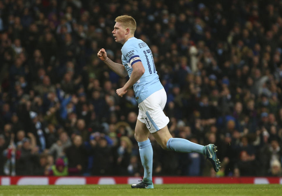 Manchester City’s Kevin De Bruyne celebrates scoring his sides first goal during the English League Cup semifinal first leg soccer match between Manchester City and Bristol City at the Etihad stadium in Manchester, England, Tuesday, Jan. 9, 2018. (AP Photo/Dave Thompson)